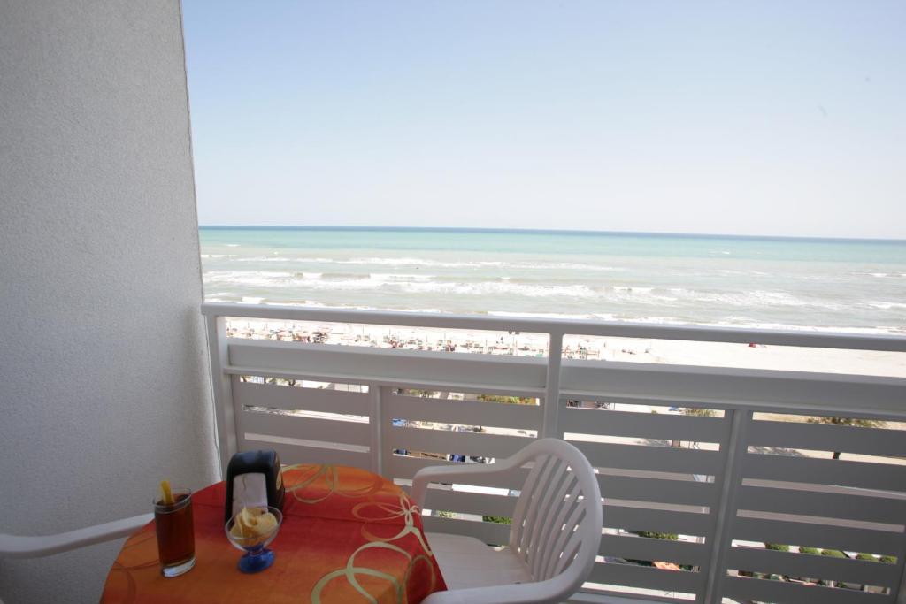 Hotel Atlantic Senigallia Exterior foto